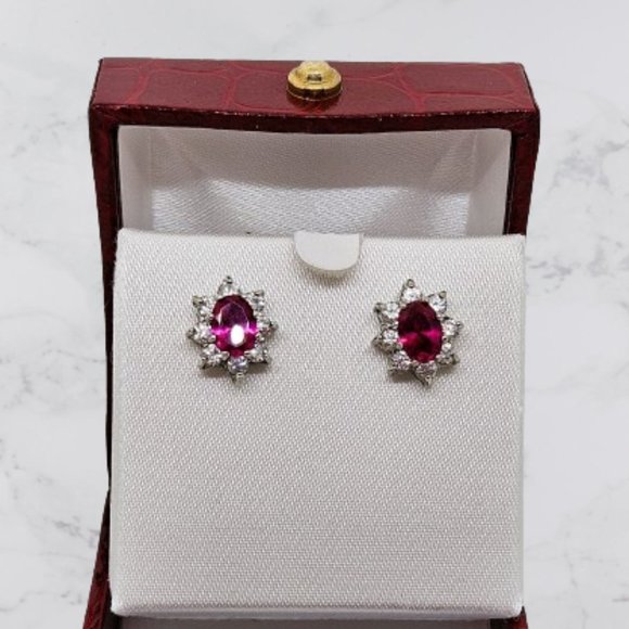 Simulated Ruby Red/White Oval Stud Earrings - Picture 1 of 12